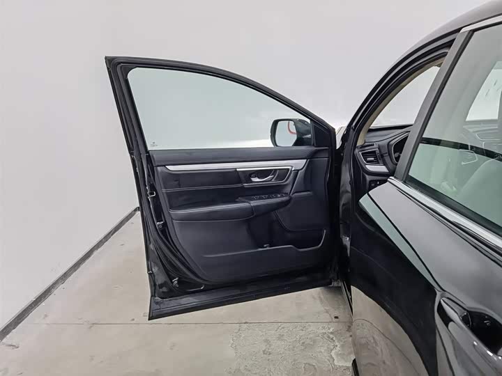 Фото 8 - Honda CR-V