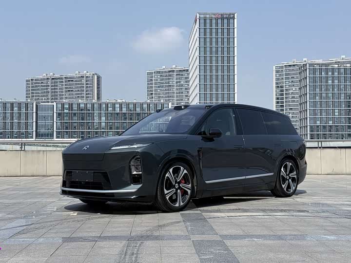 Фото 1 - Nio ES8