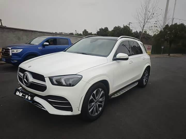 Фото 1 - Mercedes-Benz GLE-Class