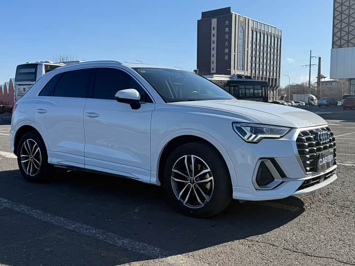Фото 3 - Audi Q3 Sportback