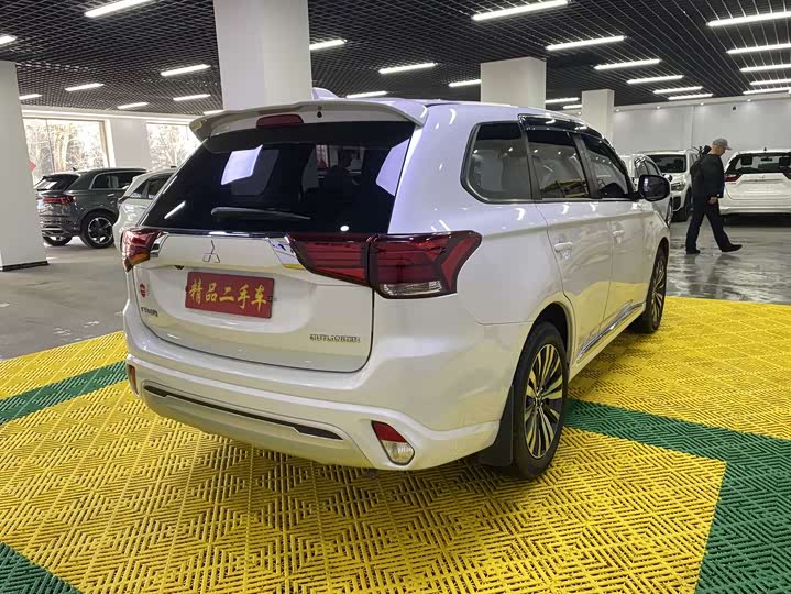 Mitsubishi Outlander 2021 2021款 2.0L 两驱畅行版 5座