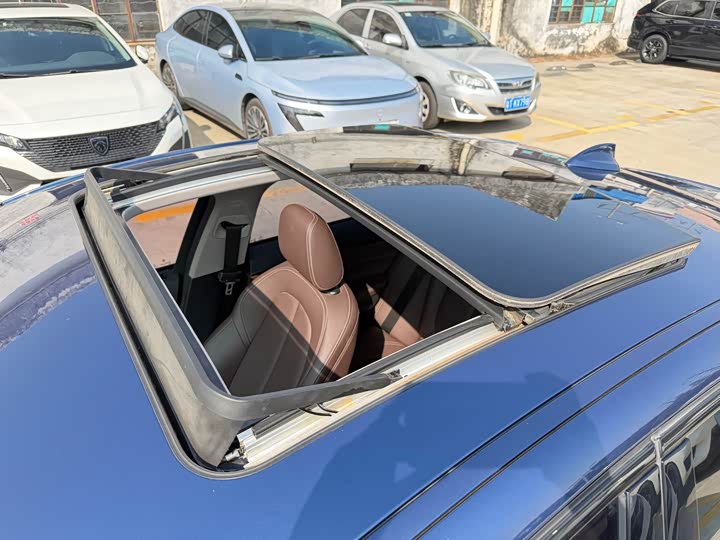 Фото 6 - BMW 1 Series