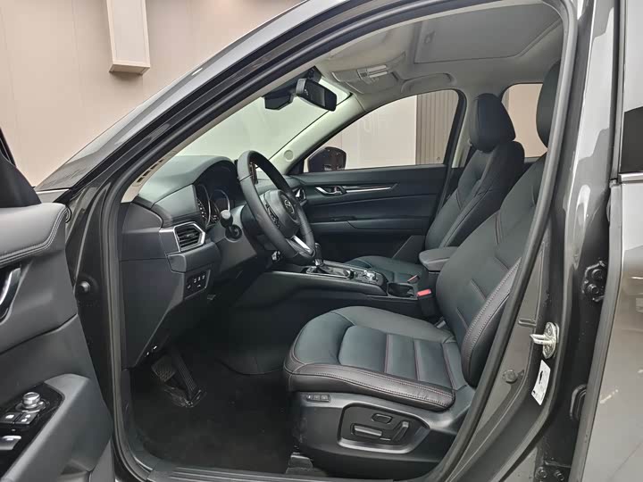 Photo 7 - Mazda CX-5