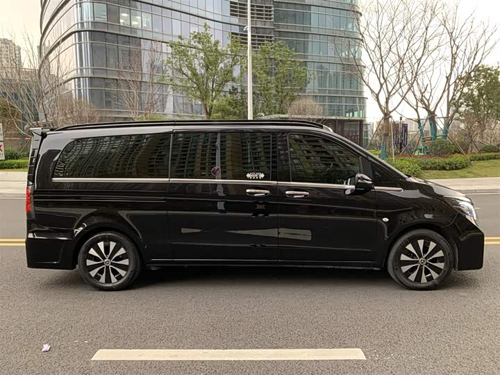 Фото 9 - Mercedes-Benz Vito