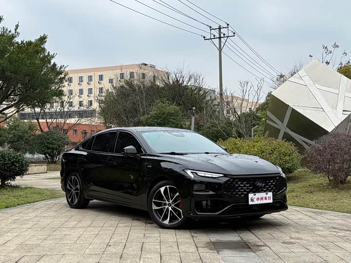 Фото 3 - Ford Mondeo