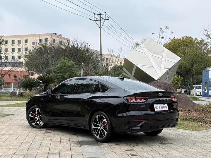 Фото 6 - Ford Mondeo