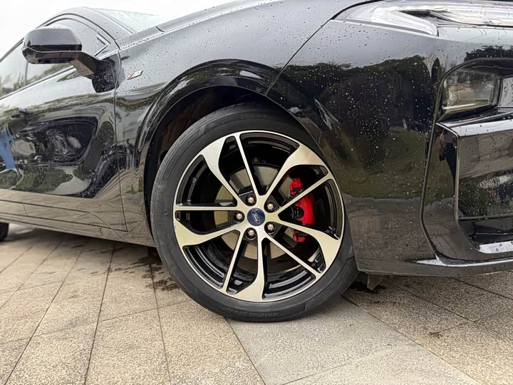 Фото 7 - Ford Mondeo