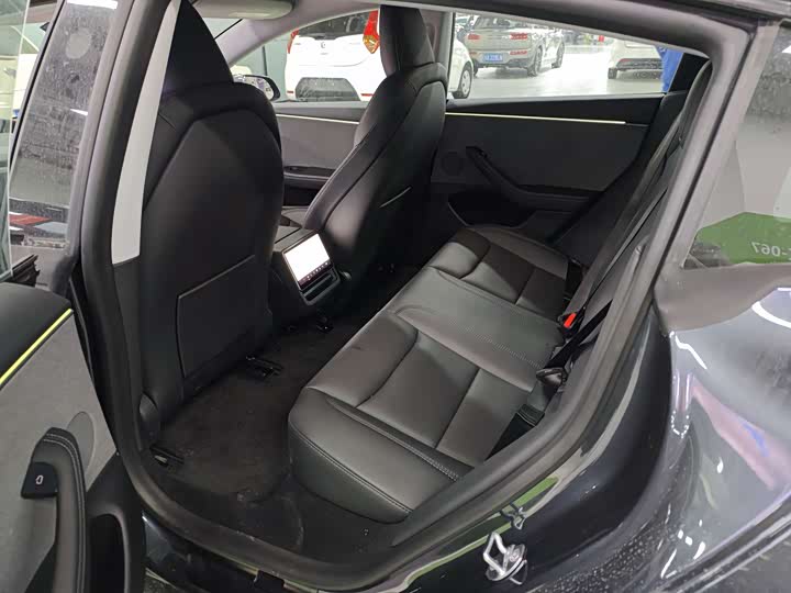 Фото 5 - Tesla Model 3