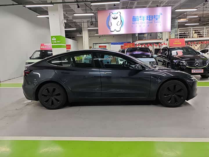Фото 7 - Tesla Model 3