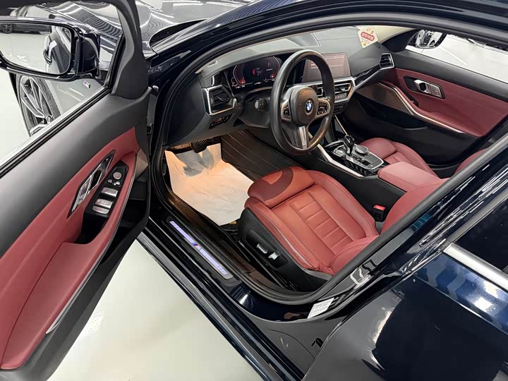 Фото 4 - BMW 3 Series