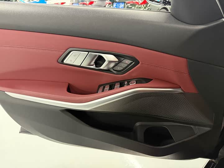 Фото 5 - BMW 3 Series