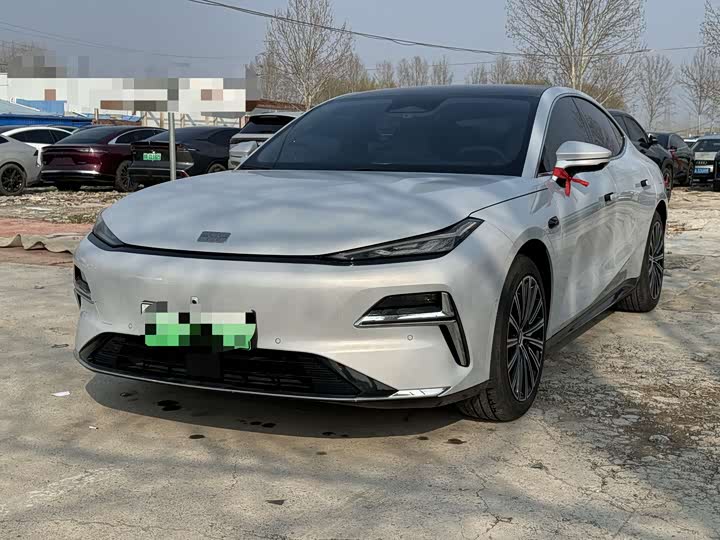 Фото 1 - Geely Galaxy Starshine 8 EM-i