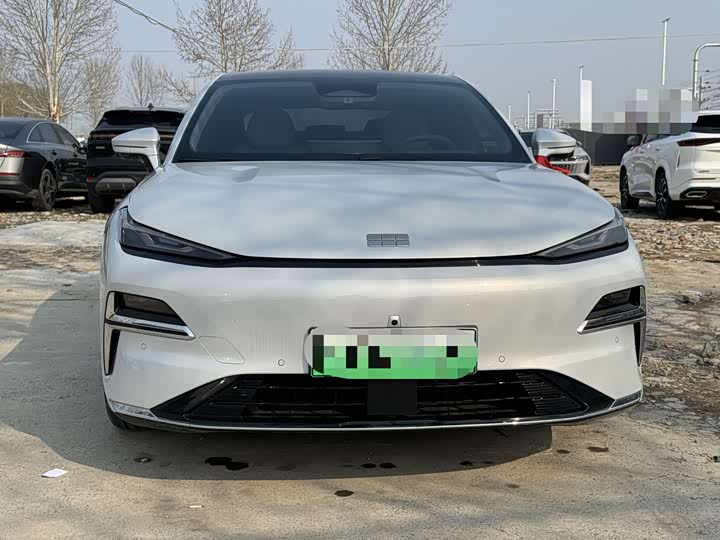 Фото 2 - Geely Galaxy Starshine 8 EM-i