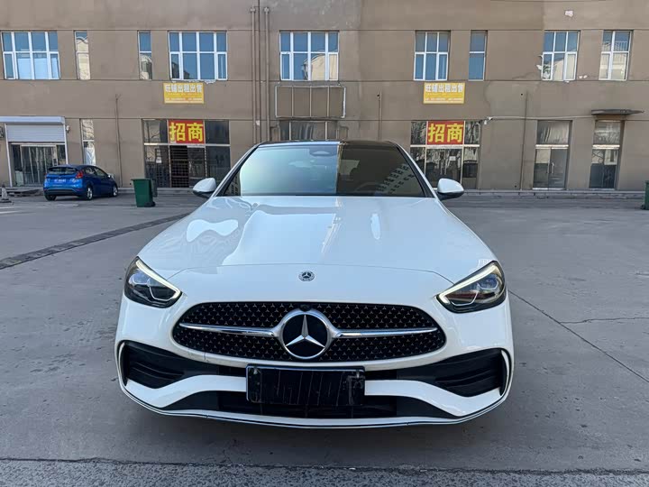 Zdjęcie 2 - Mercedes-Benz C-Class