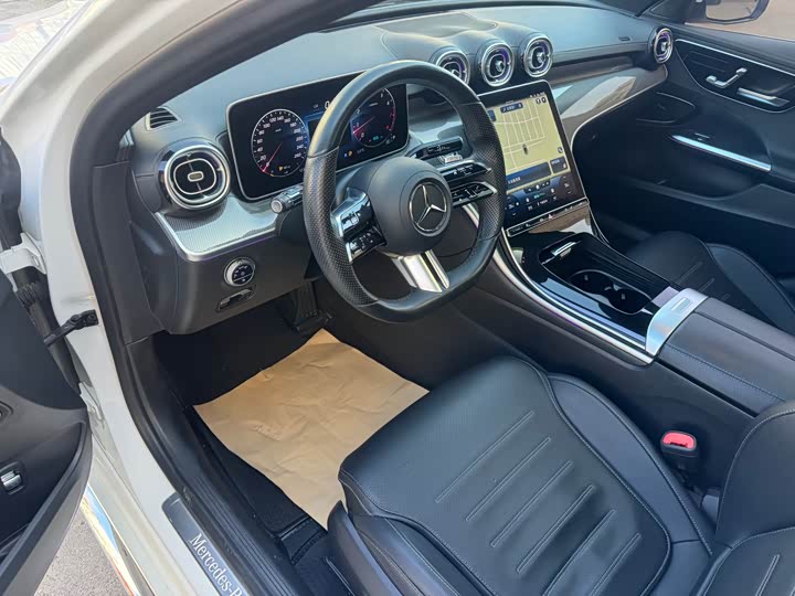 Zdjęcie 5 - Mercedes-Benz C-Class