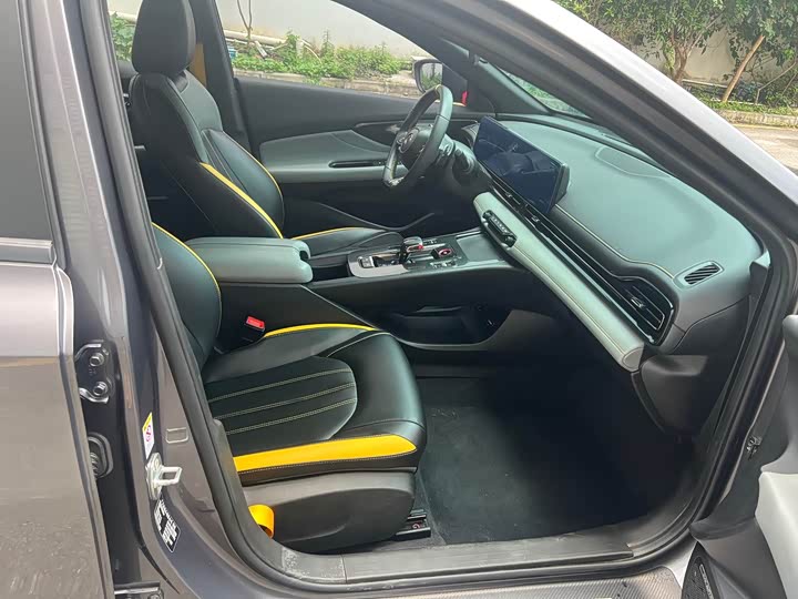 Фото 6 - GAC Trumpchi Empow R