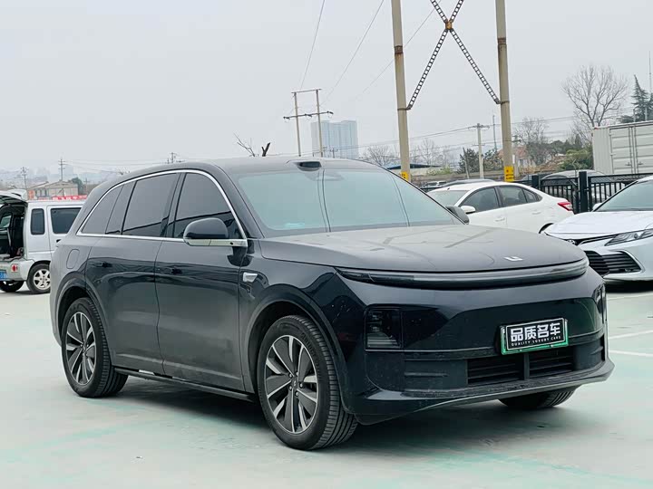 Photo 3 - LiXiang L6