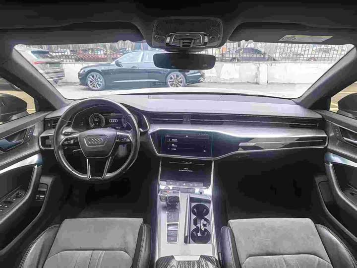 Фото 6 - Audi A6L Hybrid