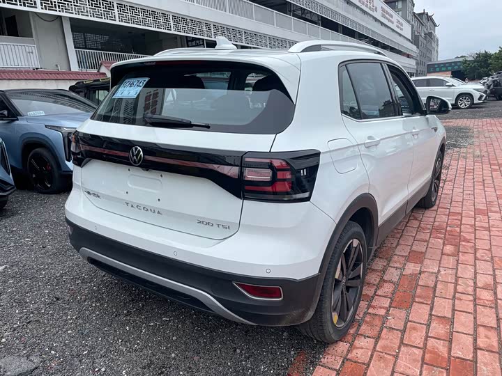 Фото 4 - Volkswagen Tacqua