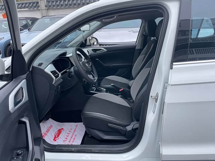 Фото 9 - Volkswagen Tacqua