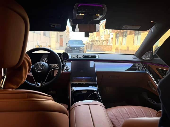 Фото 3 - Mercedes-Benz S-Class