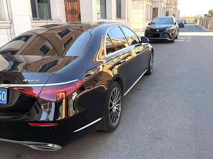 Фото 6 - Mercedes-Benz S-Class