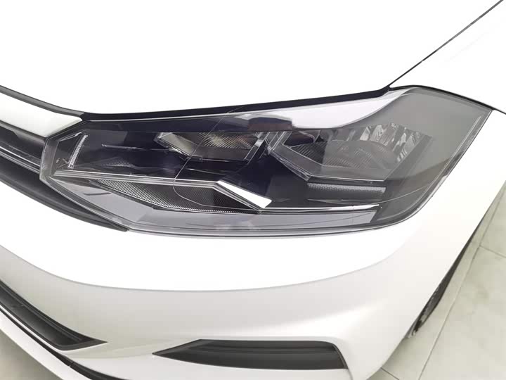 Фото 7 - Volkswagen Polo