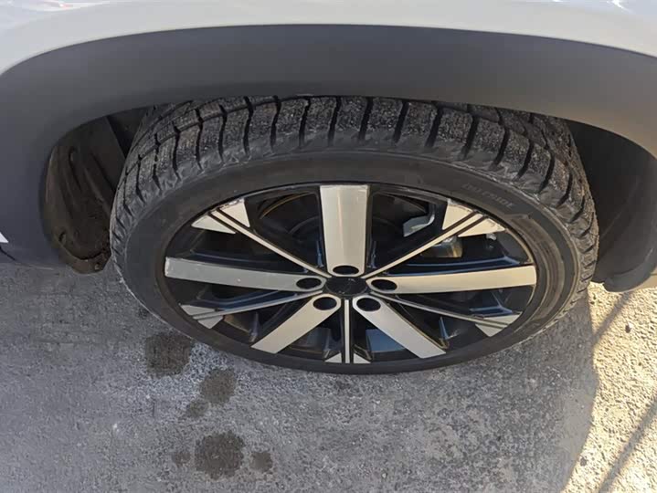 Photo 6 - Geely Icon