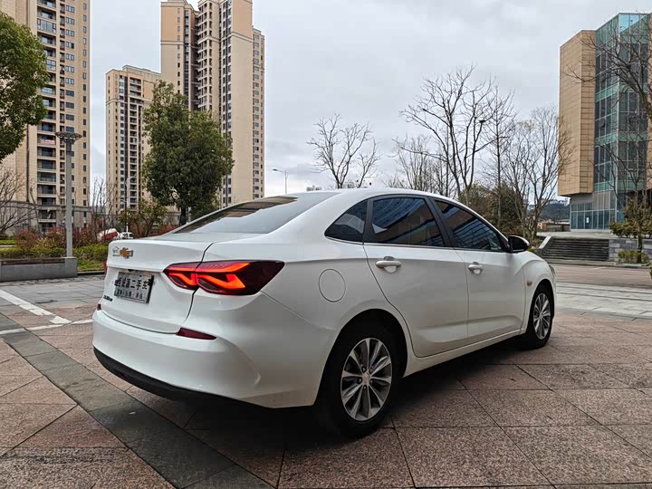 Фото 7 - Chevrolet Monza