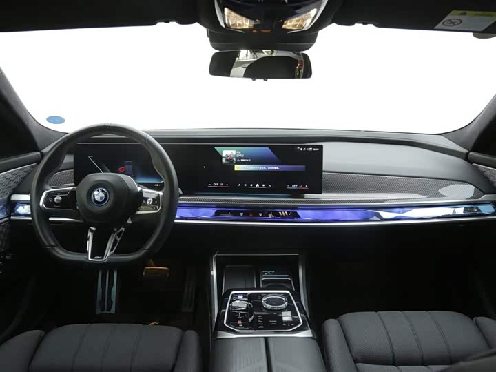BMW i7 2023 2023款 M70L