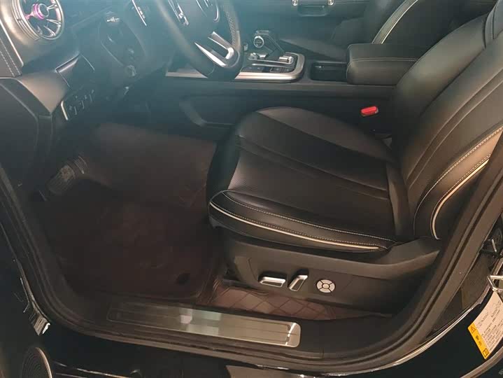 Фото 9 - Tank 300