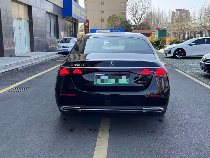 Фото 5 - Mercedes-Benz E-Class Hybrid