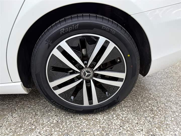 Фото 8 - Mercedes-Benz A-Class