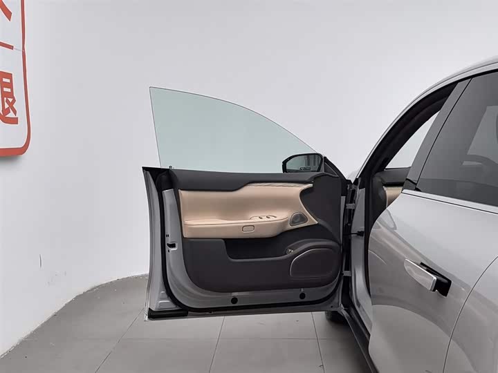 Фото 8 - Nio ET7