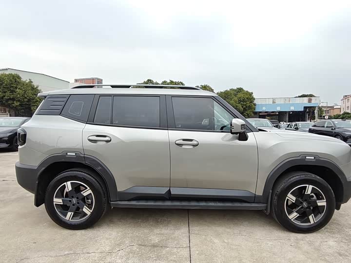 Photo 4 - Jetour Freedom