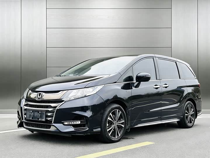 Фото 1 - Honda Odyssey