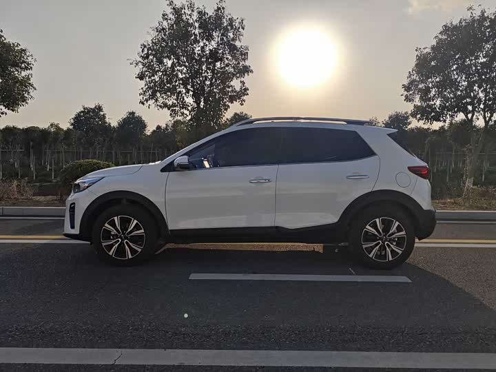 Фото 3 - Kia KX1