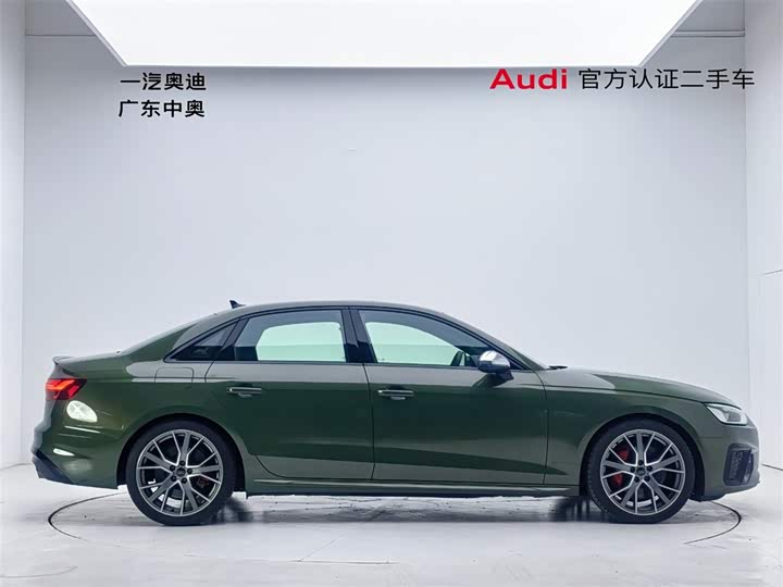 Фото 3 - Audi S4