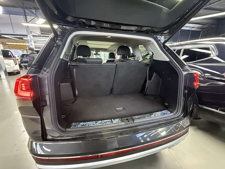 Фото 9 - Volkswagen Talagon