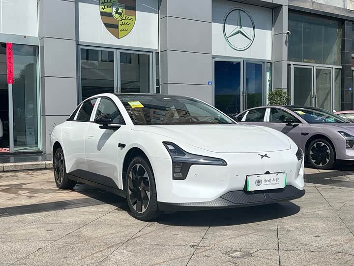 Фото 2 - XPeng Mona M03