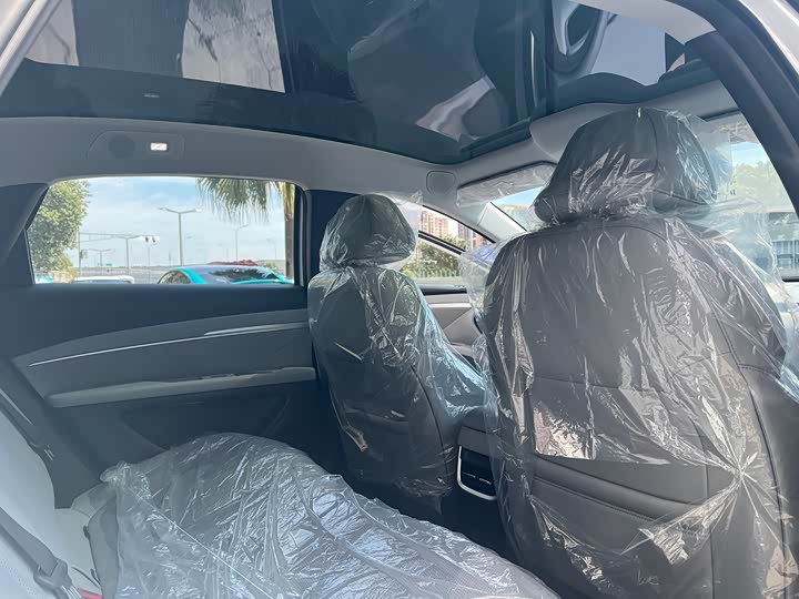 Фото 5 - XPeng Mona M03