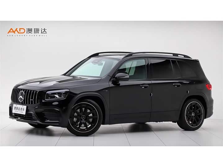 Фото 1 - Mercedes-Benz GLB-Class AMG