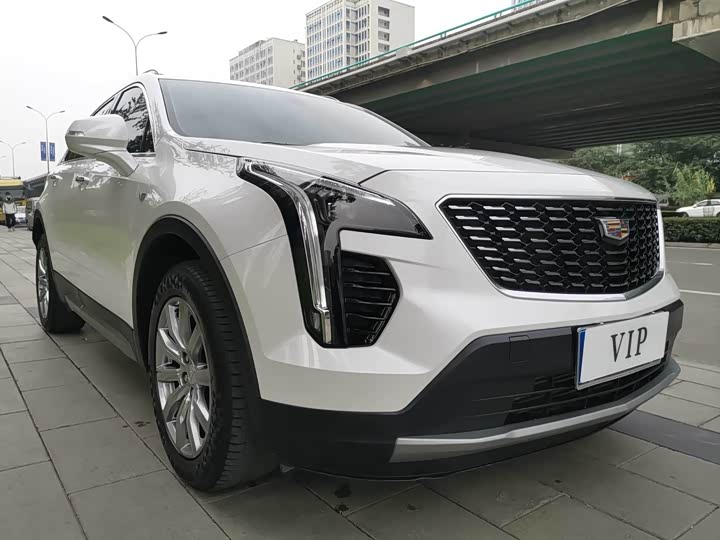 Фото 3 - Cadillac XT4