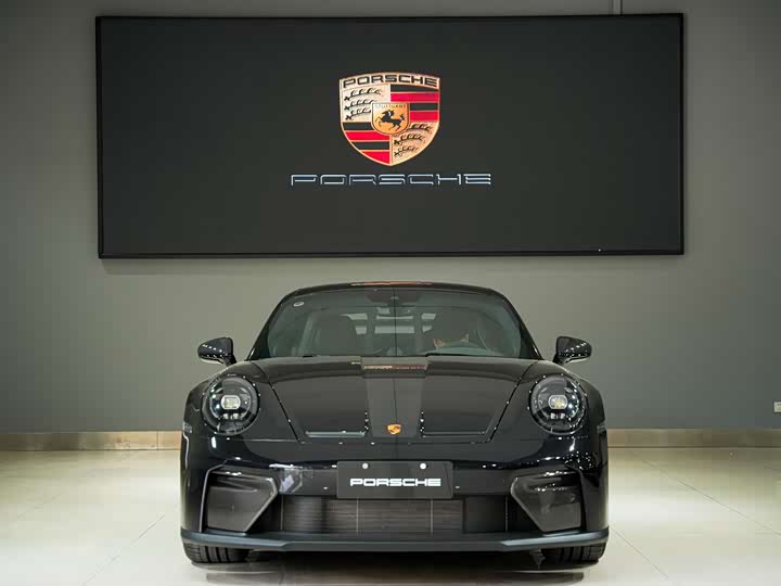 Photo 2 - Porsche 911