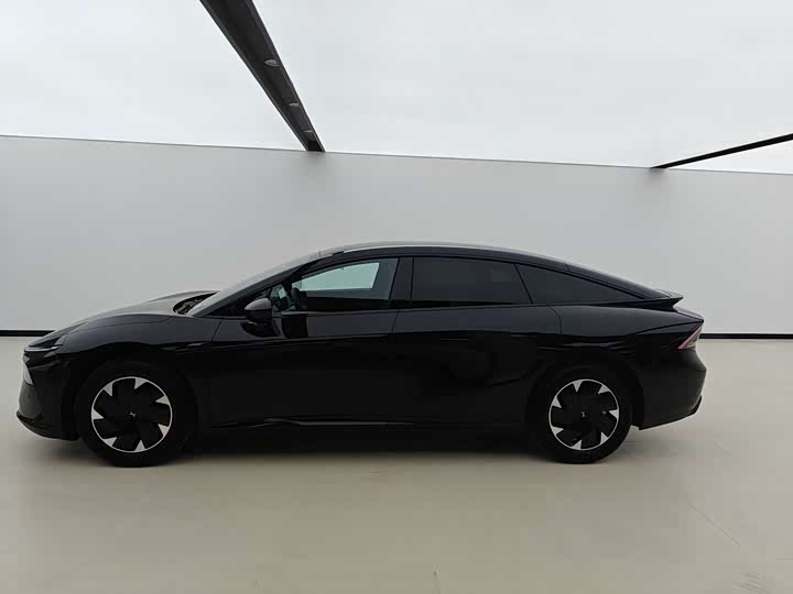 Фото 3 - XPeng F57