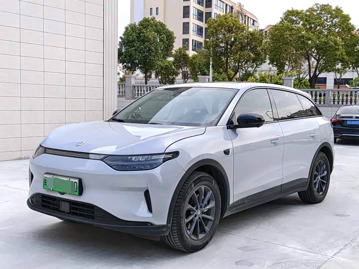 Photo 1 - Leapmotor C11