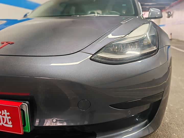 Фото 4 - Tesla Model 3