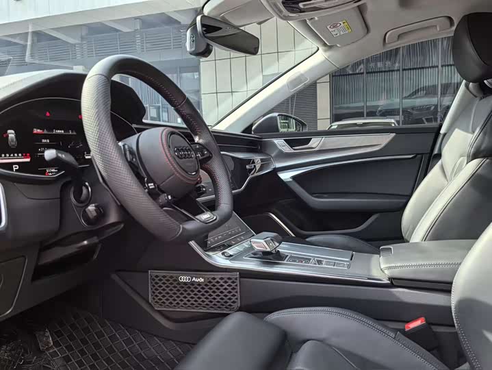 Фото 4 - Audi A7