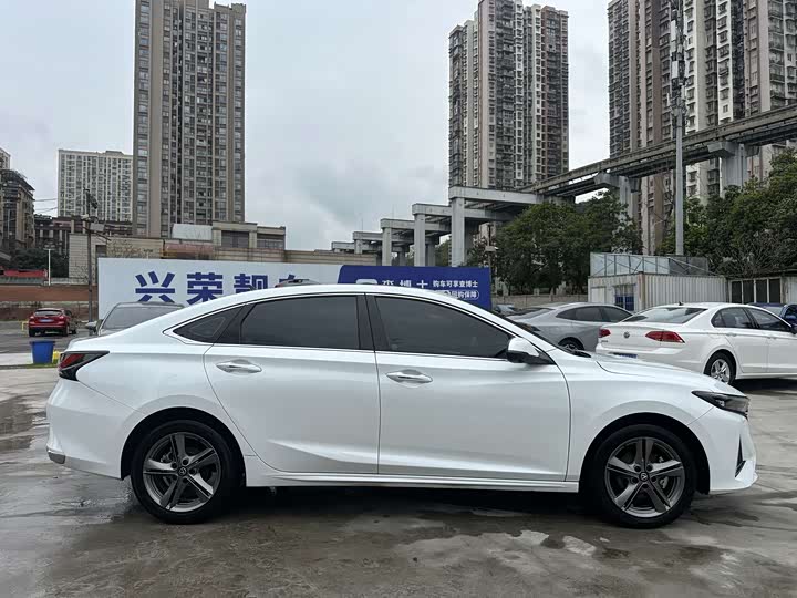 Фото 7 - Changan Raeton Plus