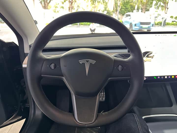 Фото 7 - Tesla Model 3